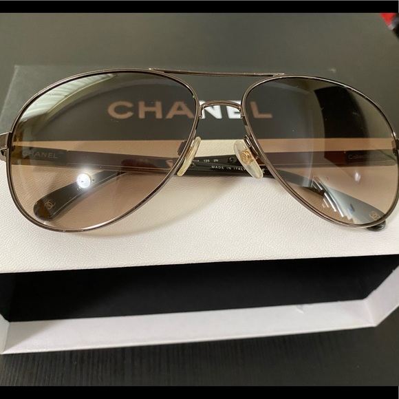Accessories - Chanel Sunglasses